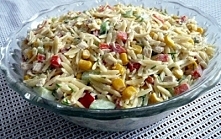 Sałatka z makaronem i kurczakiem