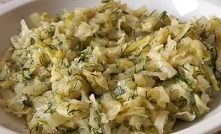 Młoda kapusta zasmażana z koperkiem