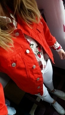 Dziewczyny co myślicie o takiej kurtce jeansowej? Nie jest "obciachowa"? ;)