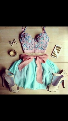 Uroczo od shine1820 z 15 maja - najlepsze stylizacje i ciuszki