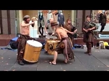Awesome Scottish street music - Clanadonia