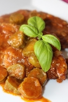 Karkówka z korniszonami