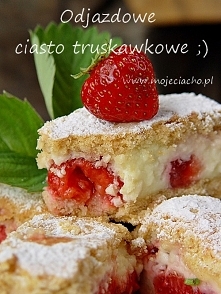 ODJAZDOWE CIASTO TRUSKAWKOWE