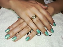 Neonail Summer Mint, efekt holo indigo Tiffany