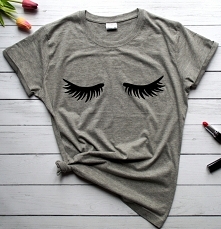 Wzór wykonany specjalnymi farbami do tkanin, które są odporne na spieranie. Kliknij w obrazek aby przenieść się do sklepu.