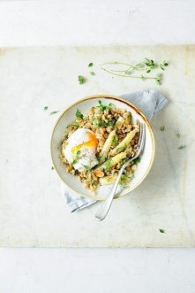 Kaszotto z soczewicą i szparagami