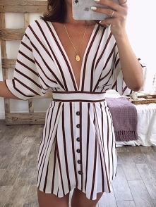 Stripes Plunge Neck Open Back Casual Dress
Rozmiar: S, M, L, XL
Kolor: white