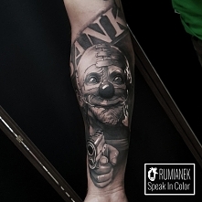 Wykonał Kuba Rumianek z Wodzisławskiego studia Speak In Color :) Po więcej zapraszamy na speakincolor.pl