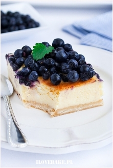 Sernik z białą czekoladą i ...