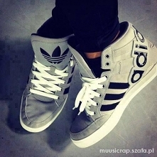 Orientuje się może któraś gdzie mogę dostać te buciki i czy są wg dostępne?