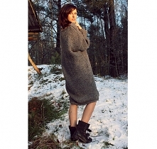 Szary sweter oversize hand made