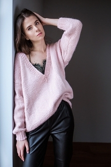 Venice V-neck Sweater