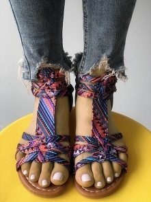 Tribal Print Crisscross Open Toe Flat Sandals
Rozmiar: US4.5, US5.5, US6, US7, US8, US8.5, US9.5, US10, US11
Kolor: blue