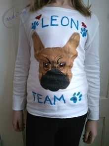 Dla mojej siostrzenicy namalowałam na bluzce podobiznę jej psa - buldożka francuskiego. :)

Jak to zrobiłam? Czym maluję ubrania?
KLIKnij w zdjęcie lub wejdź na adzik-tworzy.pl ...