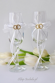 Kieliszki ślubne dla Młodej Pary