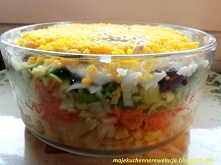 Warstwowa sałatka królewska