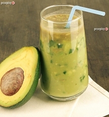 Pełen zdrowia koktajl z awokado