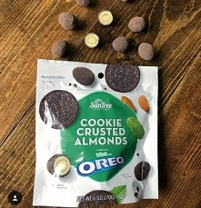 Migdały otoczone miętową warstwą A następnie warstwą oreo !! Kto się skusi ?