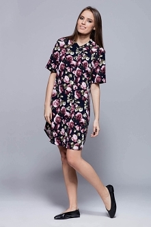 Koszulkowa sukienka z krótk...