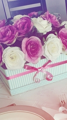 Flower Box <3 Świetny sposób na prezent ! 
Osoby chętne zapraszam do kontaktu priv