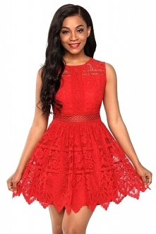 Sukienka czerwona idealna na wesele