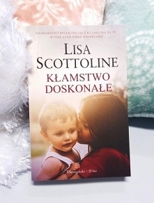 Wszyscy przepadają za Chrisem Brennanem – uczniowie, zawodnicy drużyny baseballowej, ich matki, kadra pedagogiczna. Niedawno przeprowadził się do małego miasteczka w Pensylwanii...