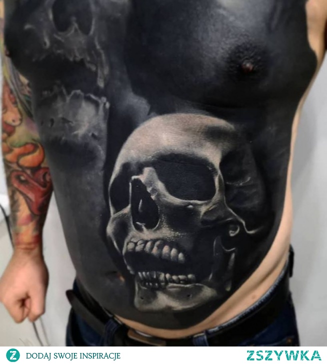 super tatuaż czaszka