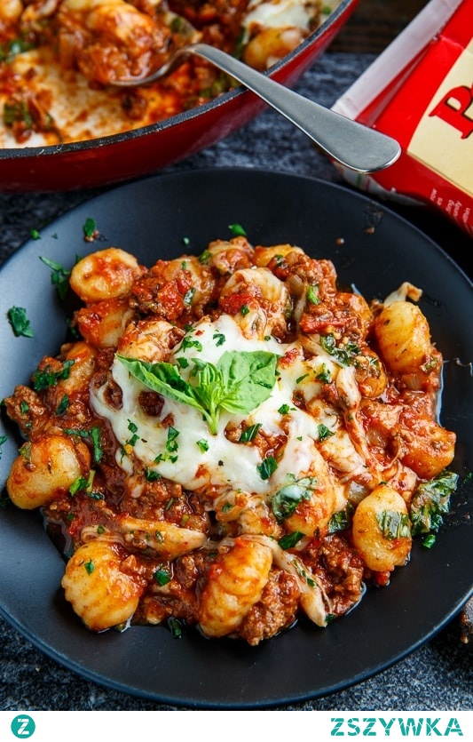 Mozzarella Baked Gnocchi Bolognese