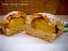 JABŁECZNIK NA SERKU WANILIOWYM, czyli CIASTO Z POŁÓWKAMI JABŁEK