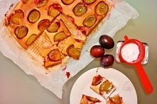 Ekspresowe ciasto ze śliwką