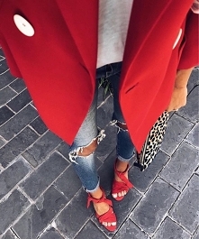 Czerwony plaszczyk od Anukka66 z 15 sierpnia - najlepsze stylizacje i ciuszki