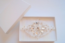 Podwiązka ślubna  z kryształkami