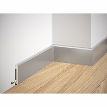 Nowoczesna listwa przypodłogowa aluminiowa o lekko zaokrąglonym wierzchu wykonana z PolyForce w kolorze aluminium to MD234A Mardom Decor Elite. Doskonale sprawdzi się w nowoczes...