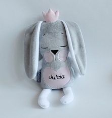 Króliczek minky z imieniem,  z koroną