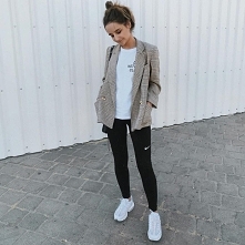 ///