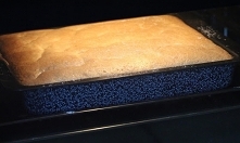 Biszkopt prosty z owocami bez spulchniaczy łatwy przepis