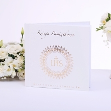 Księga Gości Komunijnych Złota Koronka to przewspaniała pamiątka na długie lata! Album można wykorzystać jako popularną księgę gości, w której każda z zaproszonych osób zostawi ...