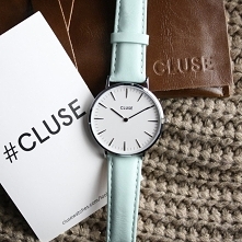 Zegarek Cluse na skórzanym pasku w pięknym miętowym kolorze to idealny model dla wszystkich miłośniczek pastelowych kolorów! Szukasz zegarka, który odzwierciedli Twój charakter ...