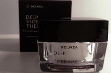 Specjalistyczny krem na noc Deep Violet Therapy z olejem z aronii. Skutecznie rewitalizuje i intensywnie regeneruje. Lekki, doskonale wchłaniający się krem rewitalizująco – rege...