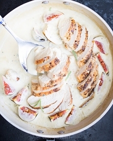 kurczak w sosie gorgonzola z figami