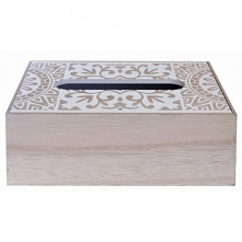 Chustecznik drewniany w ażurowe wzory