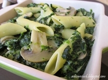 Penne ze szpinakiem w sosie śmietanowym 


    makaron penne
    250 g pieczarek
    450 g szpinaku mrożonego
    120 g sera żółtego
    2 małe cebule
    5 ząbków czosnku
    4...