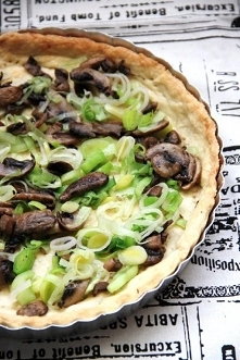 Quiche porowo-grzybowy z fetą
