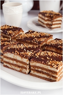 Ciasto chałwowe bez pieczenia