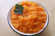 Surówka z marchewki i jabłka (bez mleka)