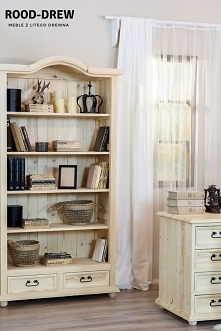 Regały witryny sosnowe