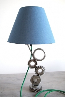 Izen - Designerska lampa stołowa loft