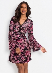 Kwiecista sukienka w róże
link w komentarzu