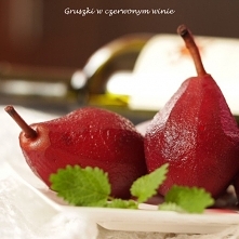 gruszki w czerwonym winie