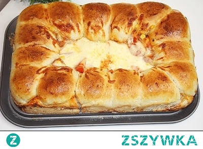 Pizza z kulkami i mozzarellą